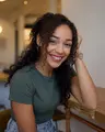 Retrato de mulher sorrindo